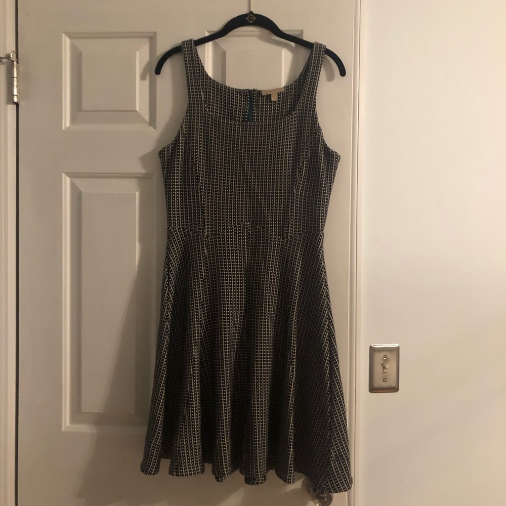 Will be donating! Last chance! Anthropologie Dress